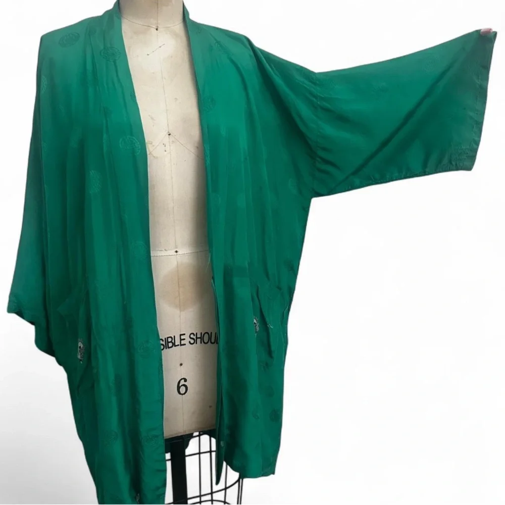 Golden Bee Green traditional vintage Chinese Kimono with Peacock Embroidery sz M - Picture 3 of 15
